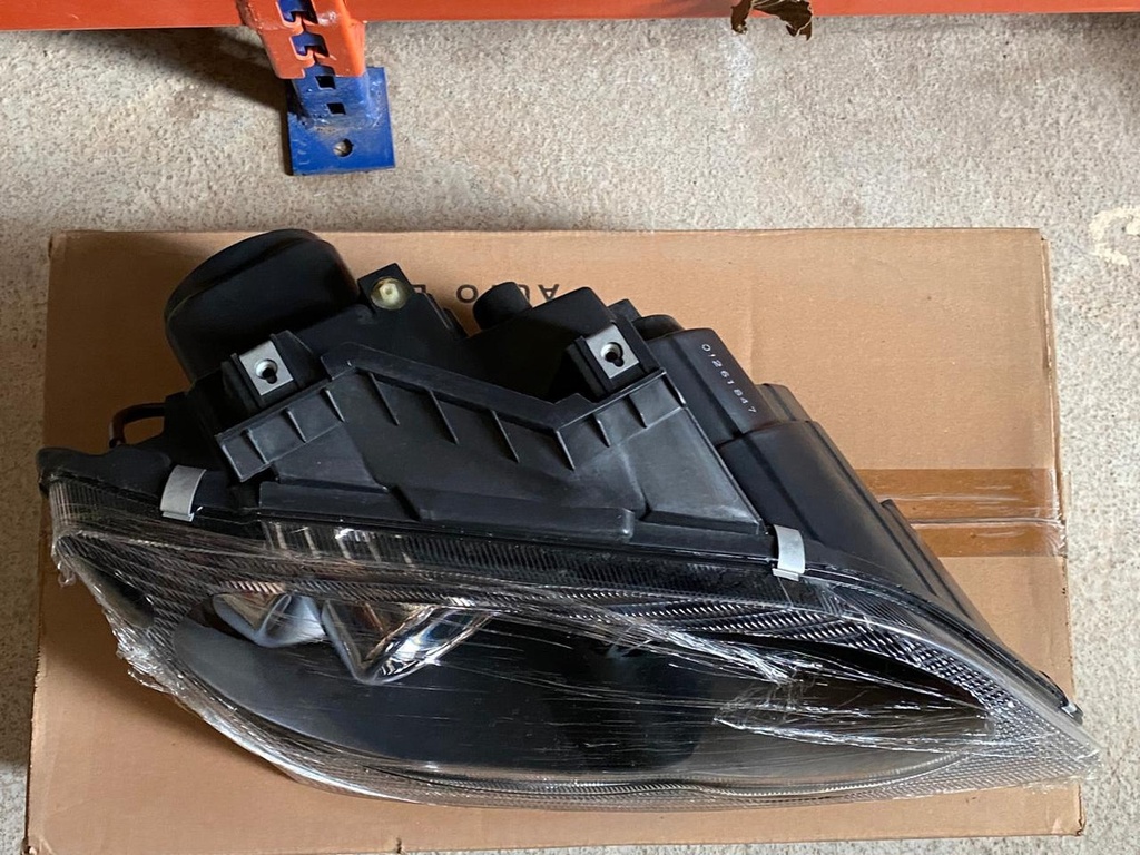 Faro Chrysler Pacifica 2004 2005 2006