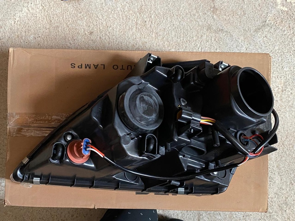 Faro Chrysler Pacifica 2004 2005 2006