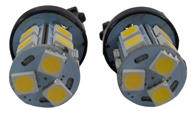 FOCO 3157 13 LEDS BLANCO T/MAZORCA CON ESTROBO