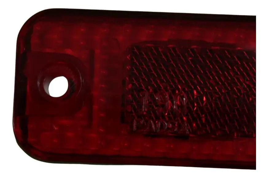 CUARTO LATERAL FD PU 73-79 ROJO NACIONAL
