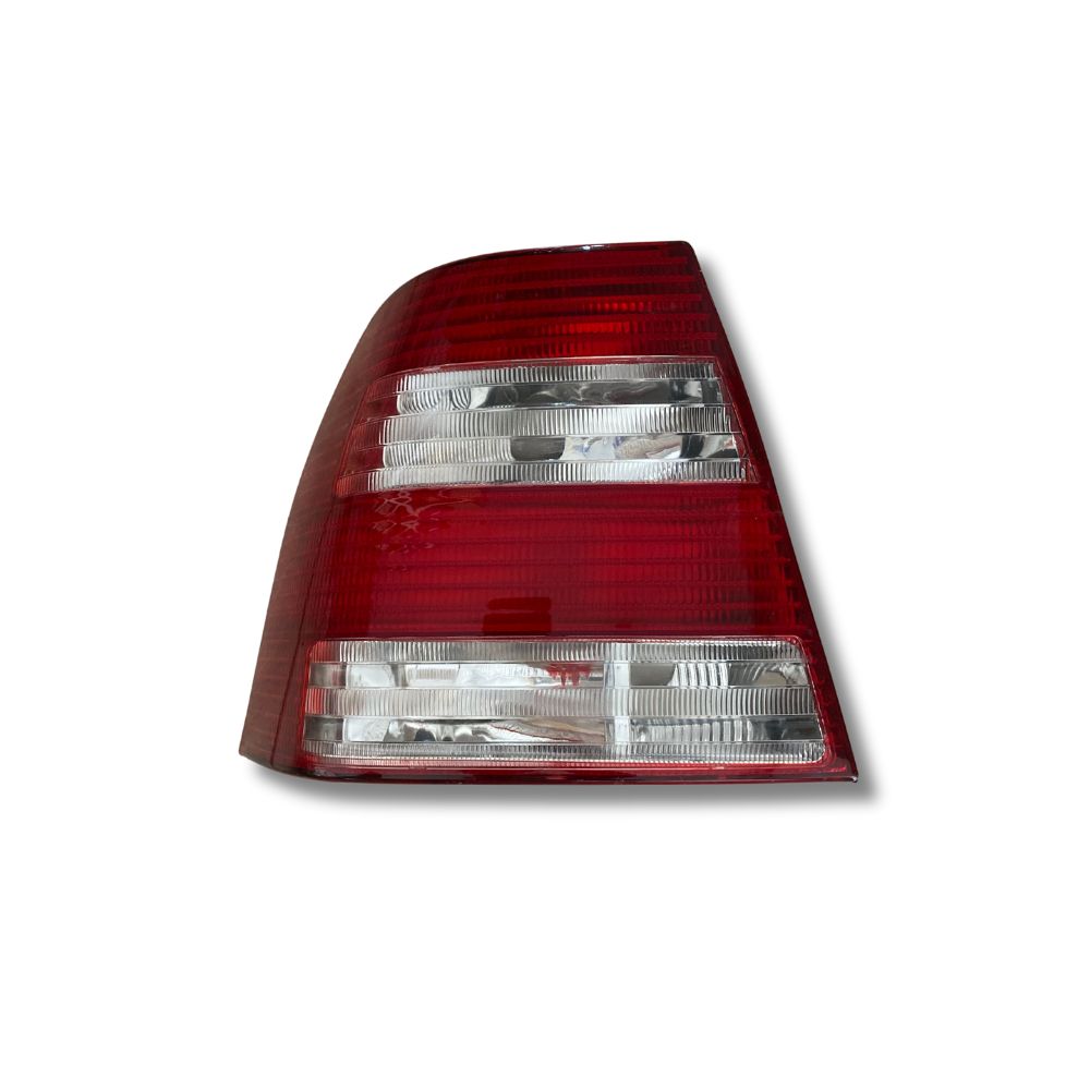 CALAVERA JETTA A4 03-06  IZQUIERDA