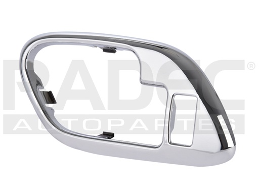 [012-0615-81] MANIJA INTERIOR CV CHEYENNE/CUSTOM 95-98/SUBURBAN 95-99/SILVERADO 95-98/TAHOE 95-99  GM SIERRA/YUKON 95-98  CD ESCALADE ESV 95-00  CV PICK UP 95-98  BISEL CON HOYO CROMO PLASTICO HUSHAN Izquierdo Delantera/Trasera  