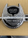 Emblema Letrero Ford Harley Lobo 105 Años