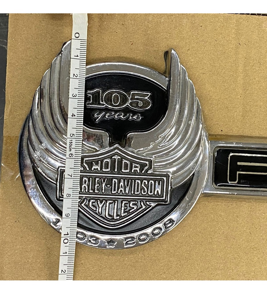 Emblema Letrero Fd Harley 105 Años F 250