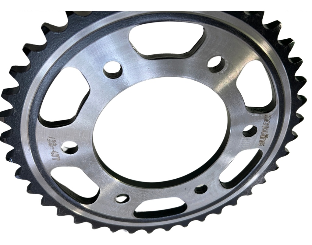 Engrane Traccion Tras Acero #1045 44t Titan 125