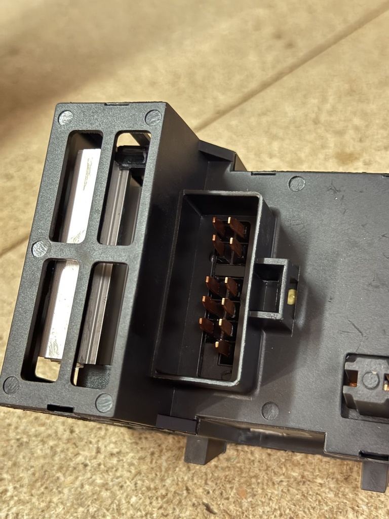 Switch Luz Cub Perilla Chevr 00-04 Preci