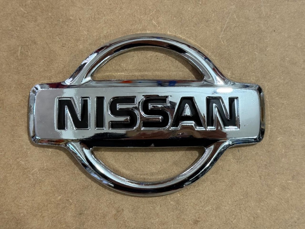 Emblema Logo Cromo Delantero  Ns Almera