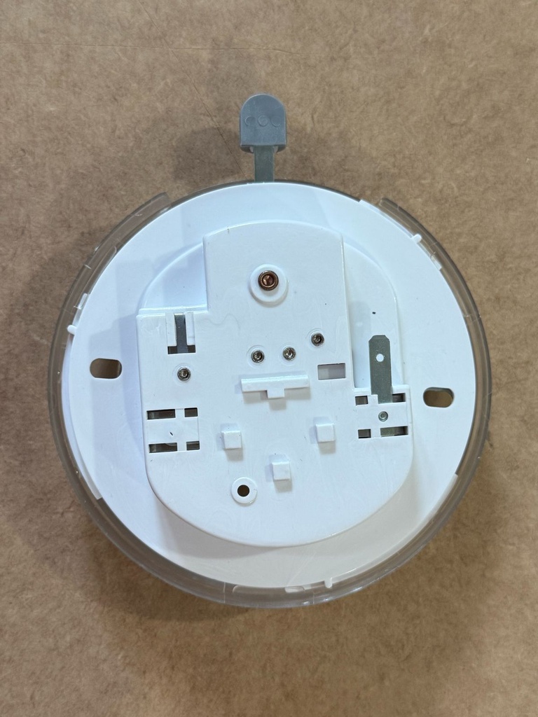 PLAFON LUZ INTERIOR NS TSURU I, II 720