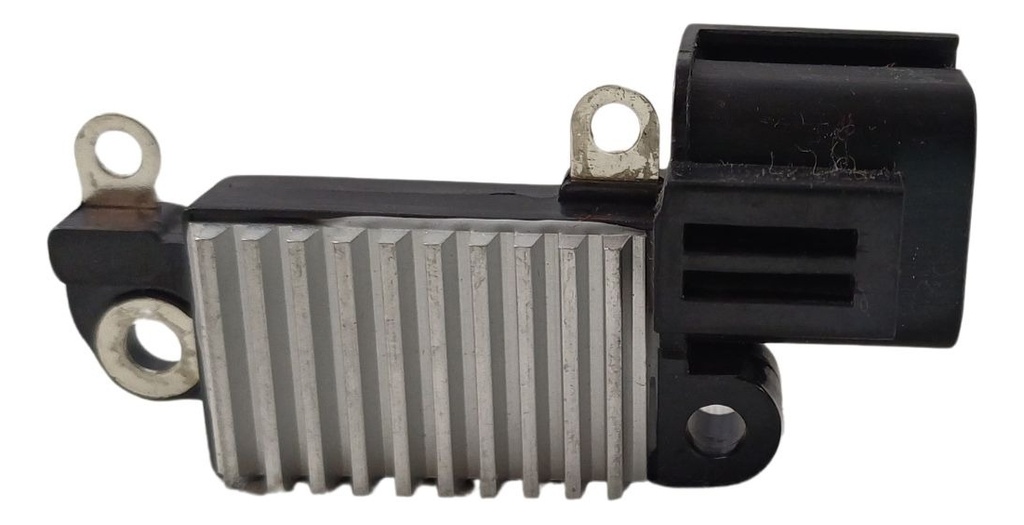 Regulador Datsun Hitachi Tsuru Derecho 12v