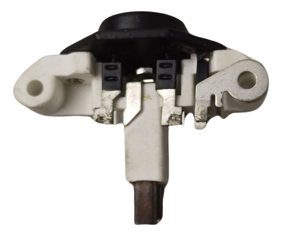 Regulador Automotive  Alternador Tipo Bosch Nissan