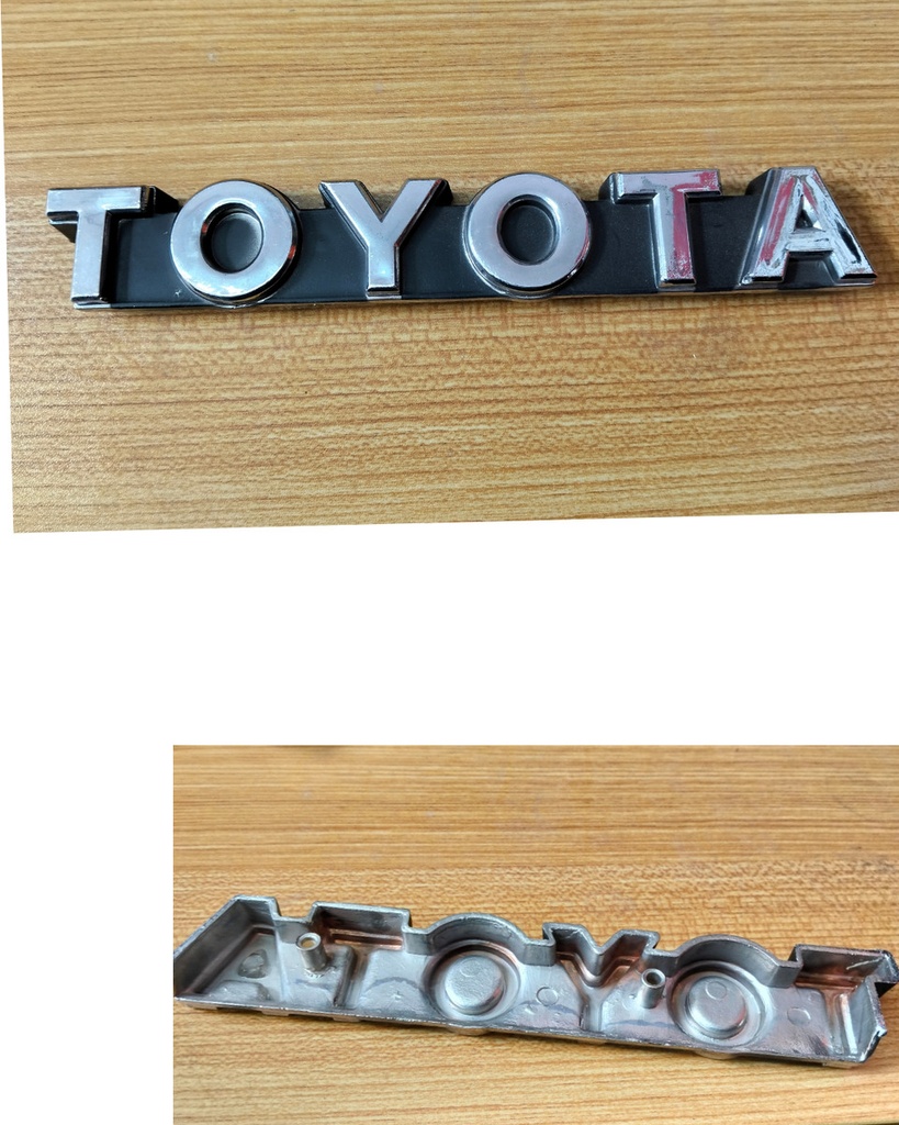 EMBLEMA PARRILLA TOYOTA P.U. LETRAS