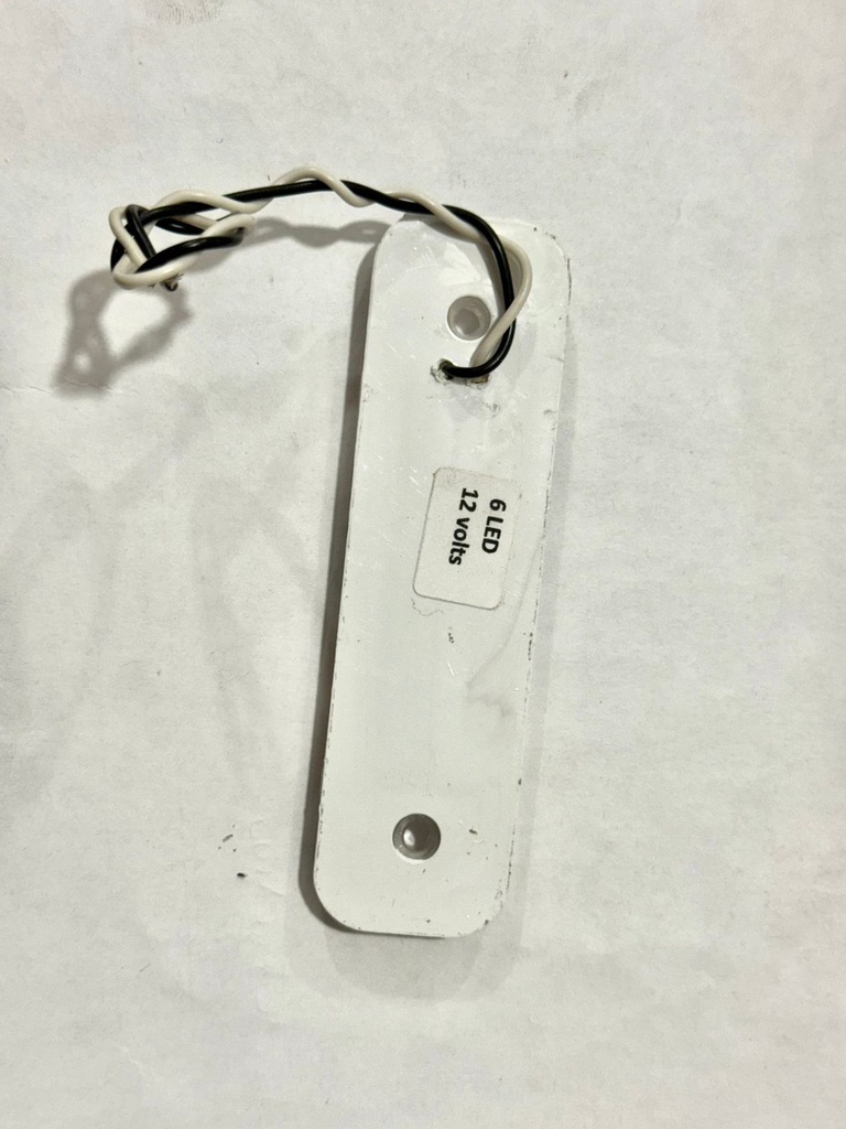 PLAFON LATERAL KENWORTH 6 LEDS FIJO CRIS