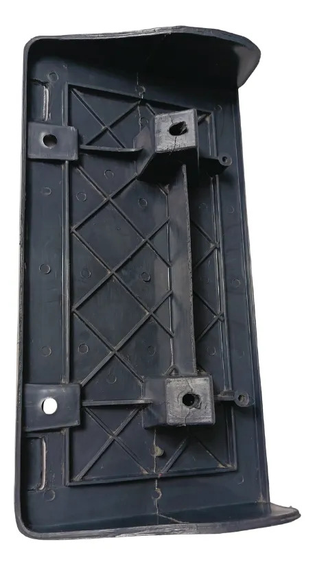 BASE PORTA PLACA DELANTERO DG RAM 94-01 PU PLASTICO NACIONAL