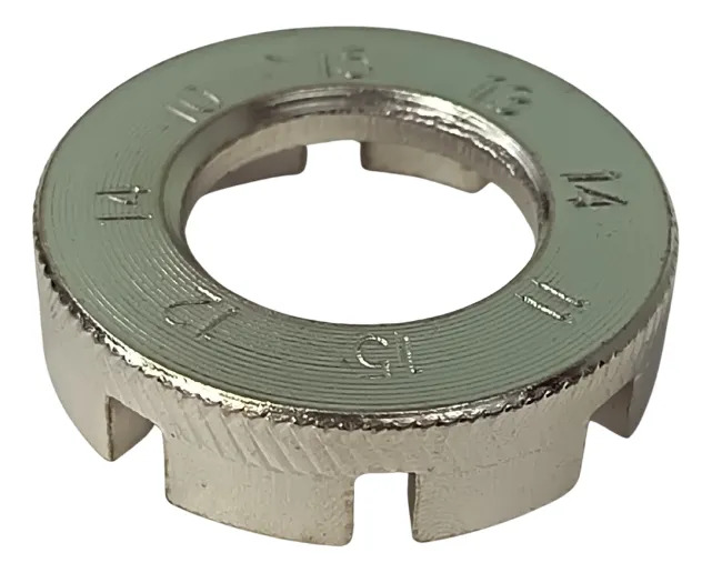 Llave Ajustadora De Rayos Universal Para Motos - Bicicletas Plateado 4 Cm