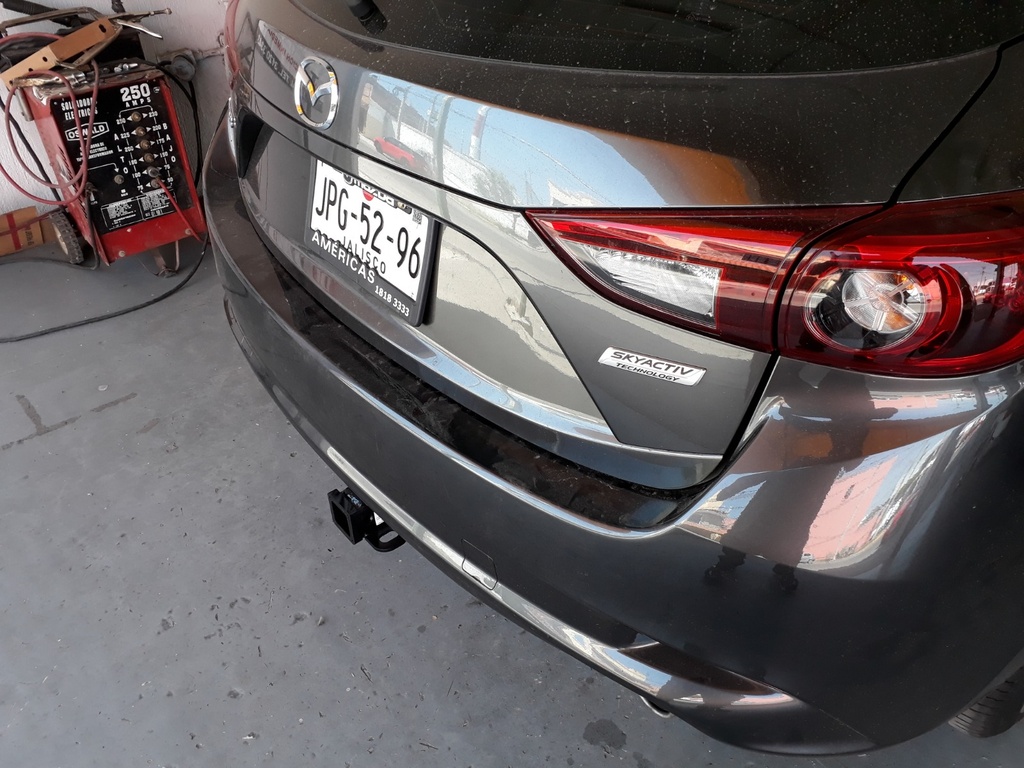 TIRON MAZDA 3 2015-2018 (SOLO SEDAN)