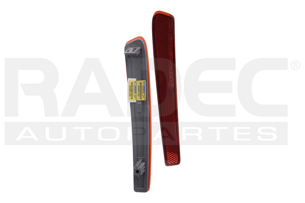 CUARTO REFLEJANTE TRASERO TY COROLLA 20-23 4 PUERTAS DEPO IZQ