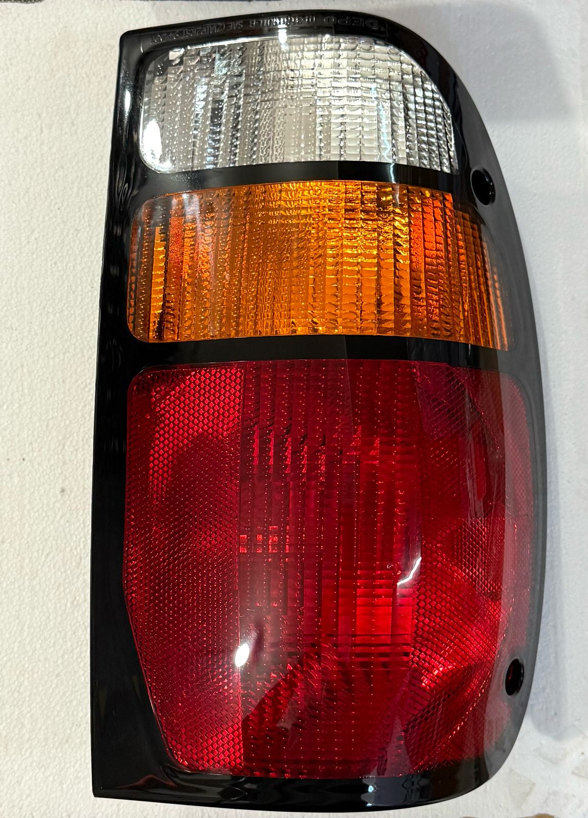 [017-1905-07] CALAVERA MAZDA PICK UP 94-00 S/FOCO DEPO IZQ