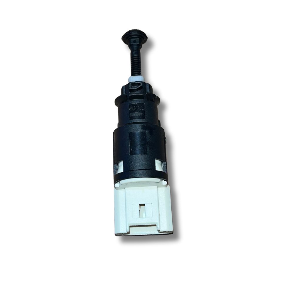 SWITCH FRENO SANDERO MEGANE DUSTER 10-14
