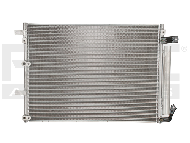 CONDENSADOR DE AIRE JP CHEROKEE 14-18 L4 2.4/V6 3.2 LTS AUT/STD C/SECADOR 24 3/5X17 2/3X16MM ALUM SOLD POLAR