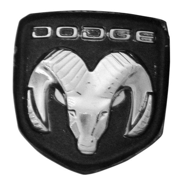 EMBLEMA LOGO DELANTERO STRATUS 96-99
