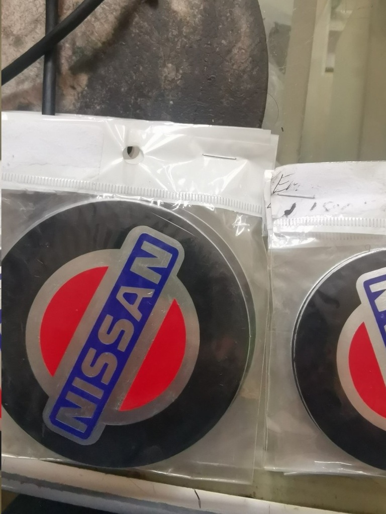 EMBLEMA CENTRO RIN NISSAN