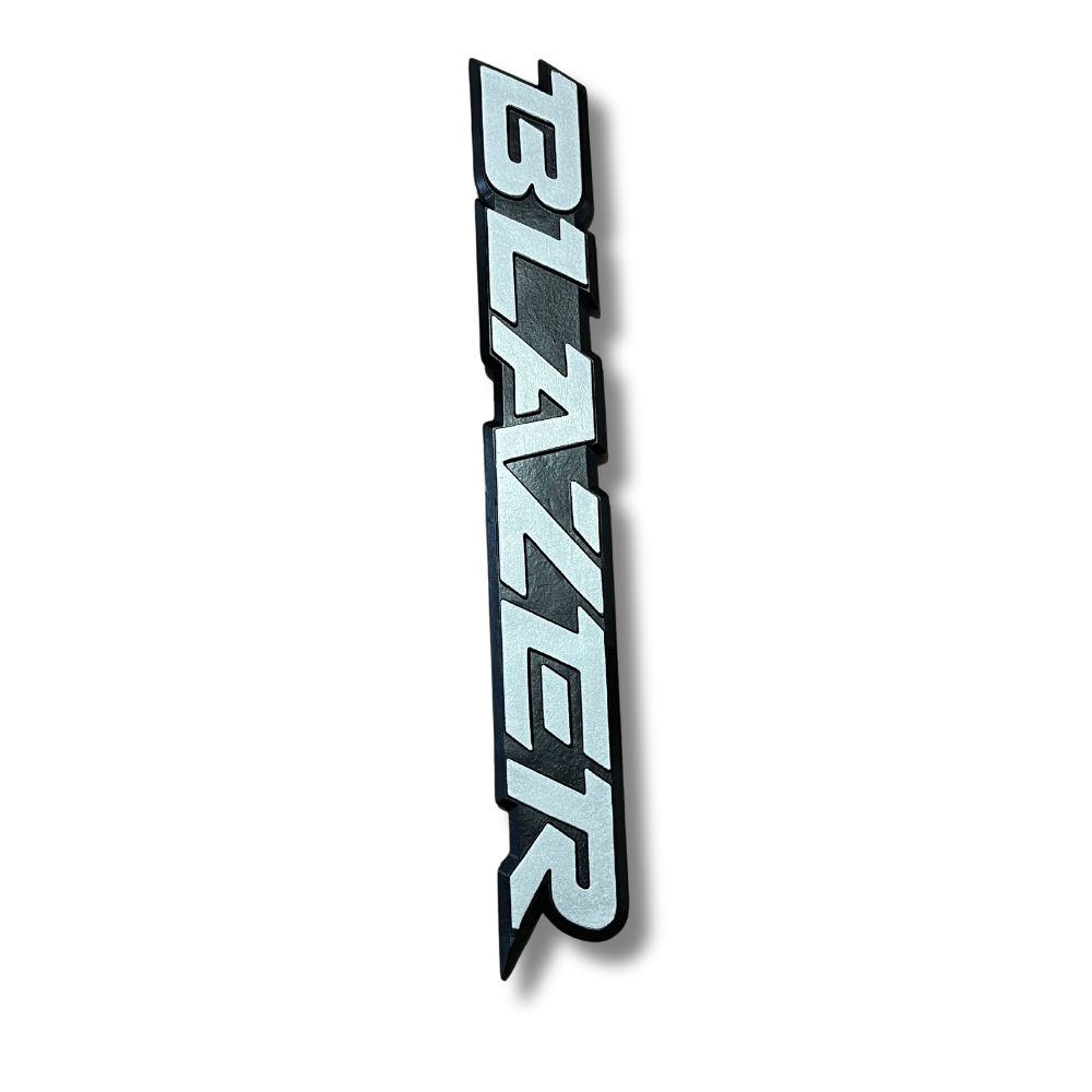 EMBLEMA LETRERO CV BLAZER