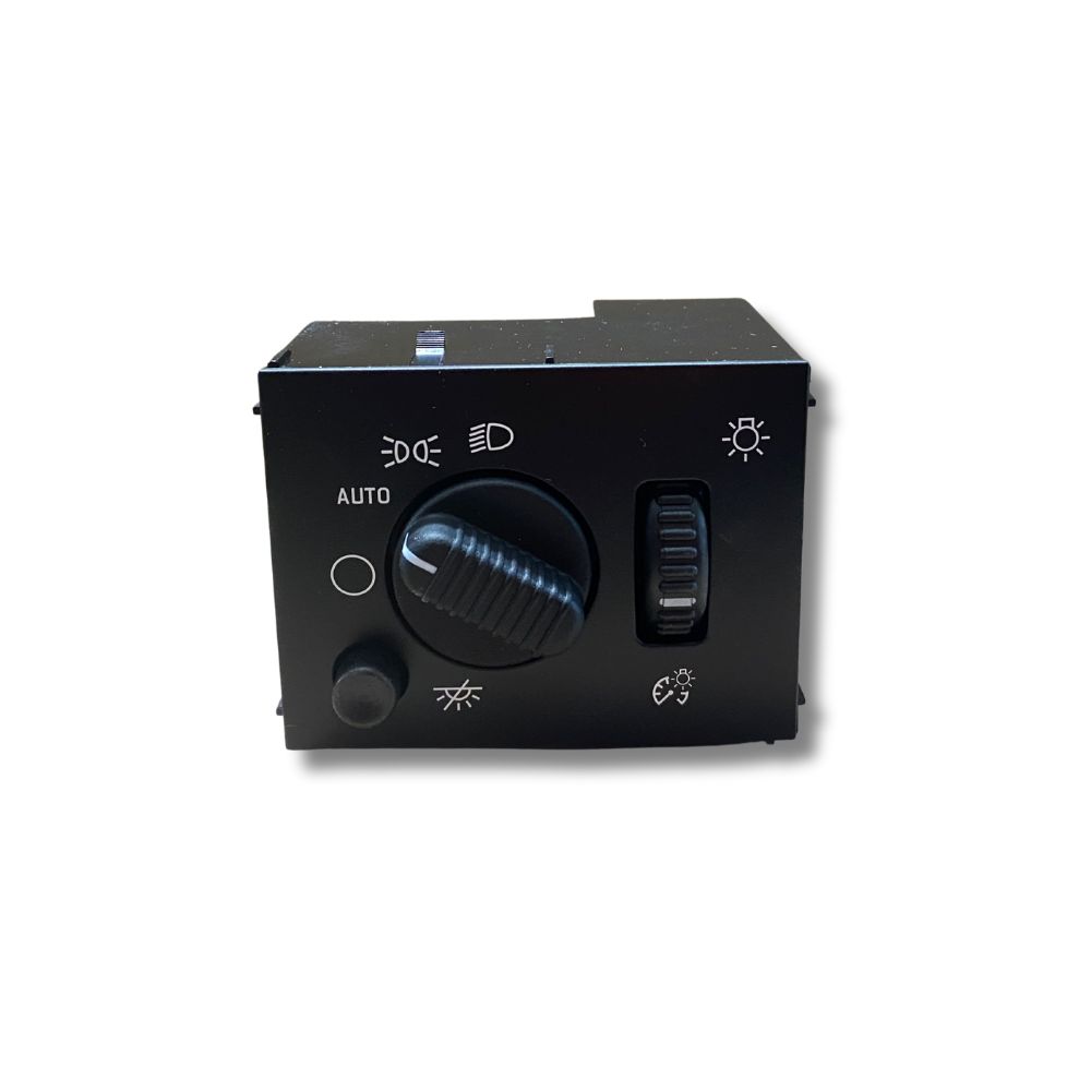 SWITCH LUZ CUB PERILLA SILVERADO 03-06 P