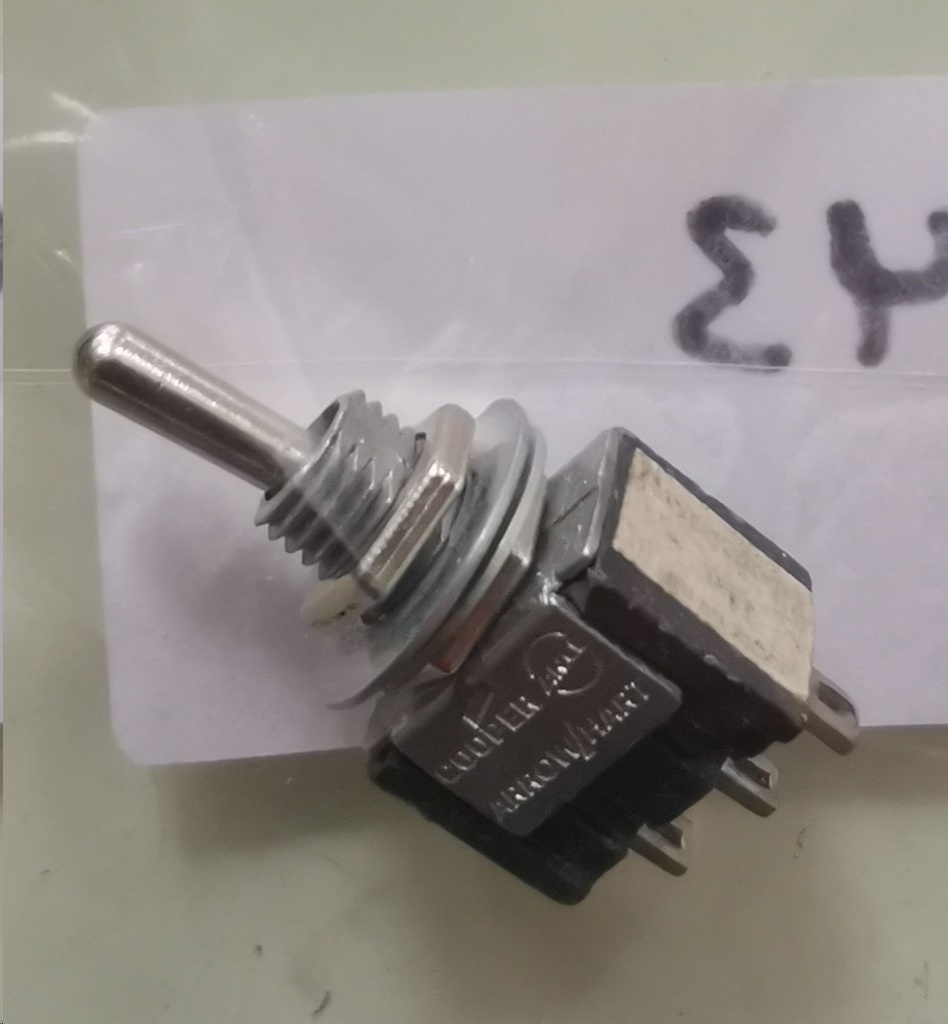 SWITCH LUZ PALANCA UNIV 1 PASO ARROW MIN