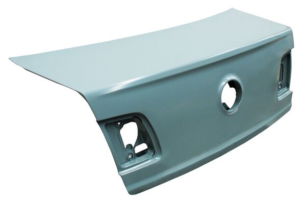 TAPA CAJUELA JETTA 08-14