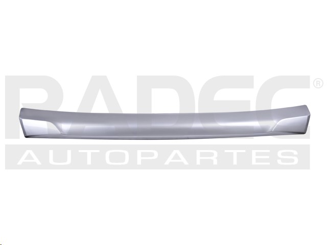 MOLDURA FASCIA TRASERA MT OUTLANDER 16-18 PLATA SE/SE PLUS/LIMITED/PHEV L4 4 CILINDROS 2.4L 5 PUERTAS