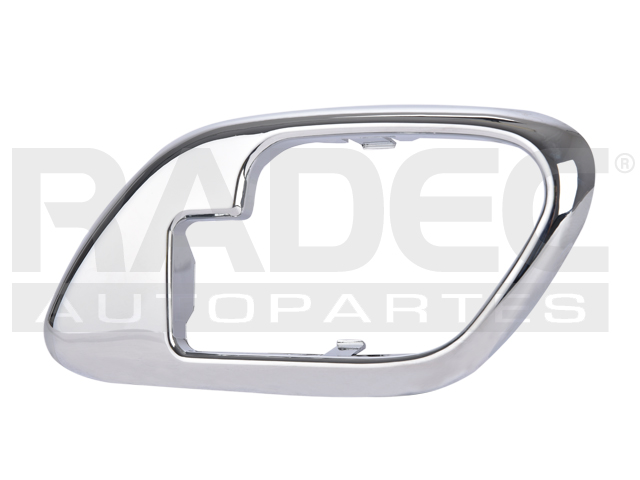 MANIJA INTERIOR CV CHEYENNE/CUSTOM 95-98/SUBURBAN 95-99/SILVERADO 95-98/TAHOE 95-99  GM SIERRA/YUKON 95-98  CD ESCALADE ESV 95-00  CV PICK UP 95-98  SOLO BISEL CROMO PLASTICO HUSHAN Derecho Delantera/Trasera  