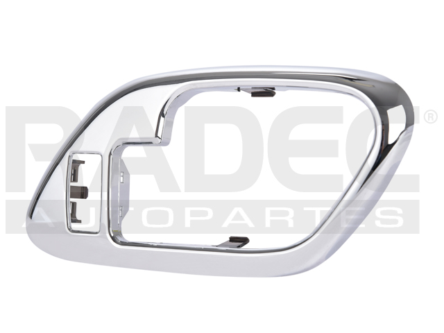 MANIJA INTERIOR CV CHEYENNE/CUSTOM 95-98/SUBURBAN 95-99/SILVERADO 95-98/TAHOE 95-99  GM SIERRA/YUKON 95-98  CD ESCALADE ESV 95-00  CV PICK UP 95-98  BISEL CON HOYO CROMO PLASTICO HUSHAN Derecho Delantera/Trasera  