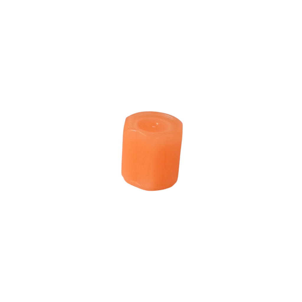 TAPON DE VALVULA DE PLASTICO LUZ NOCTURNA COLOR NARANJA