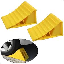 [TOPE85003] TOPE CALZA CUÑA ESTACIONAMIENTO DE PVC ( 2 PZS )