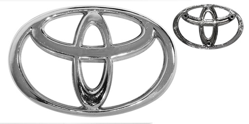 [020-3808-01] ESCUDO TOYOTA PU 88-93 CROMO 8.8x5.6cm