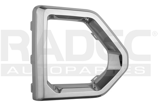 [011-0637-10] MOLDURA REJILLA DELANTERA GM SIERRA 19-25 CROMADA SLE/AT4/DENALI V8 8 CILINDROS 5.3/6.2L 2/4 PUERTAS DER