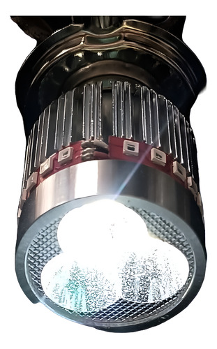 [LM012A] FOCO MOTO BASE PLATA H4 3 LED ESTROBO BLANCO EFECTO AZUL Y ROJO
