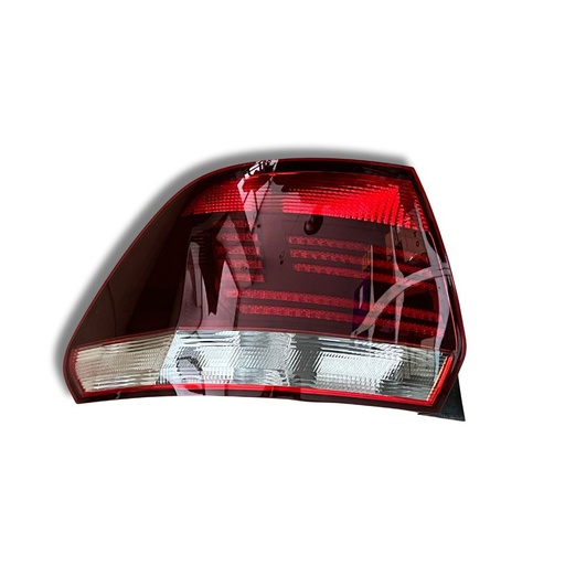 [017-3132-13] CALAVERA VW VENTO 20-22 OBSCURA TYC IZQ