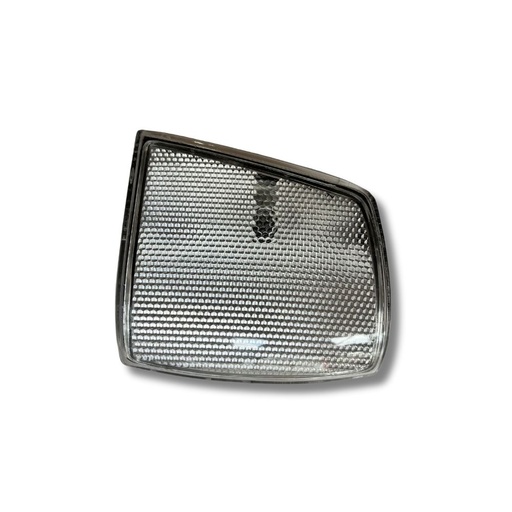 [004-051-R-C] CUARTO PUNTA VW ATLANTIC 81-87 DER