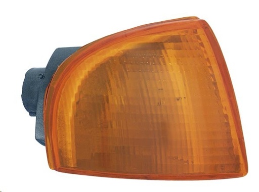 [004-2157-L] CUARTO PUNTA CAMION DINA CRISTAL IZQ