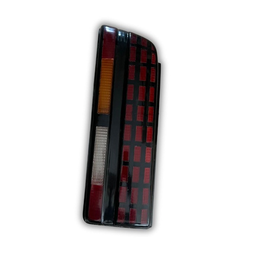 [C437ALMN] MICA CALAVERA CAVALIER 4PTAS 93-94 IZQ *