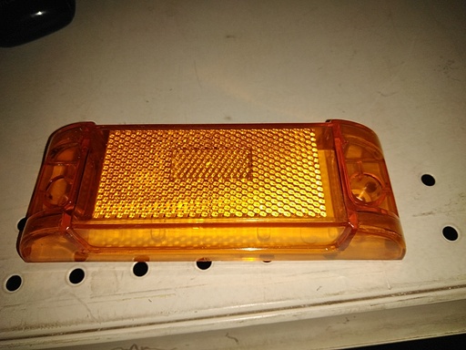 [009-P155-A] PLAFON RECTANGULAR REFLEJANTE 1 LED AMBA