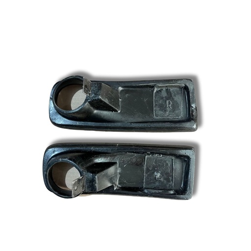 [PORF88001] PORTA FARO NIEBLA GOLF A4 PAR  29.5X10  ***Hasta A